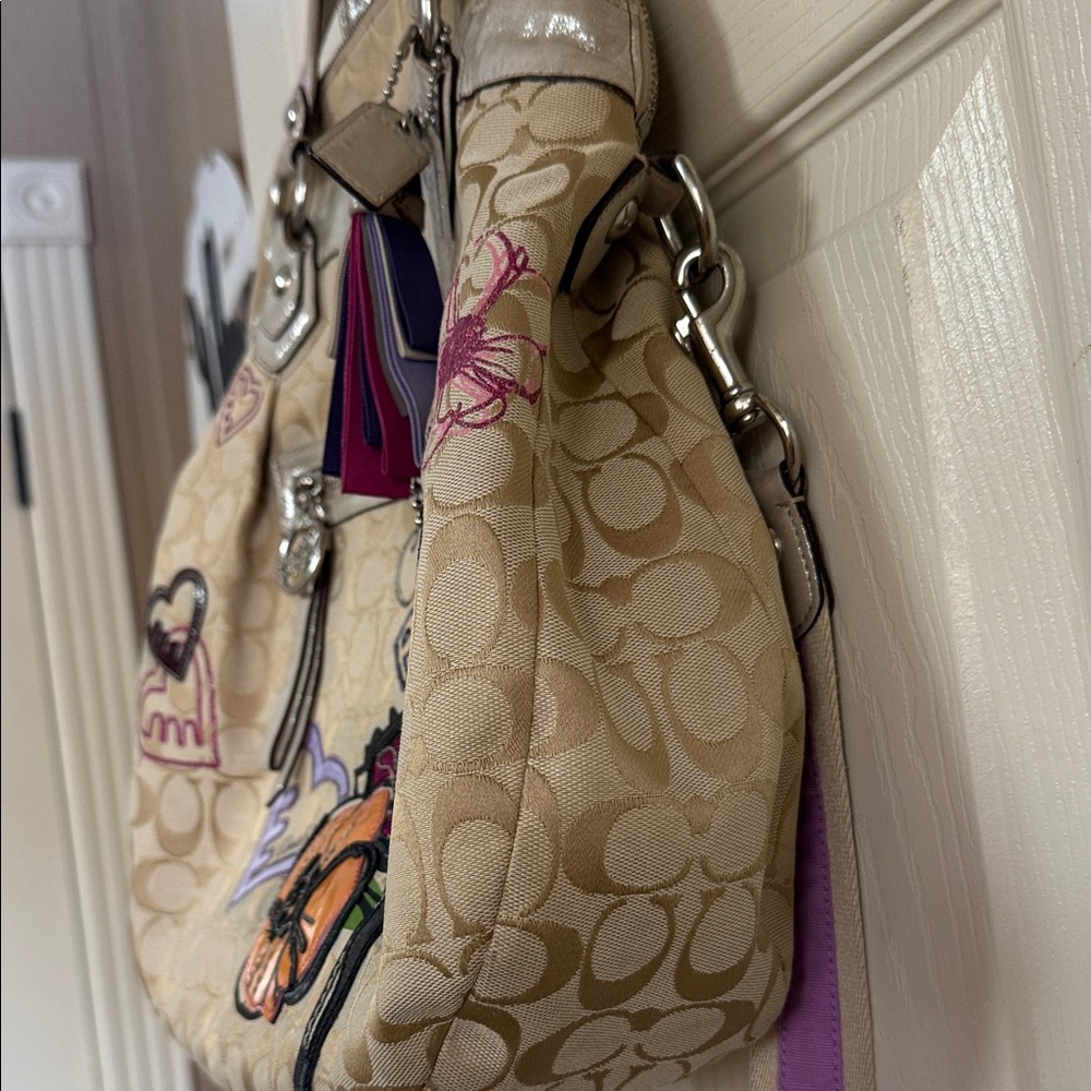Coach Beige Signature Canvas Shoulder Bag with Purple & Orange Floral Appliqués - Picture 7 of 16